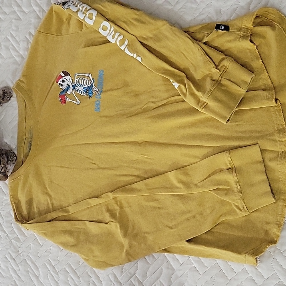 Mens medium long sleeve